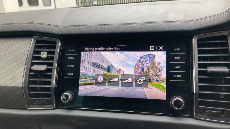 Skoda Kodiaq 1.5 TSI SE L Executive 5dr DSG [7 Seat] Petrol Estate